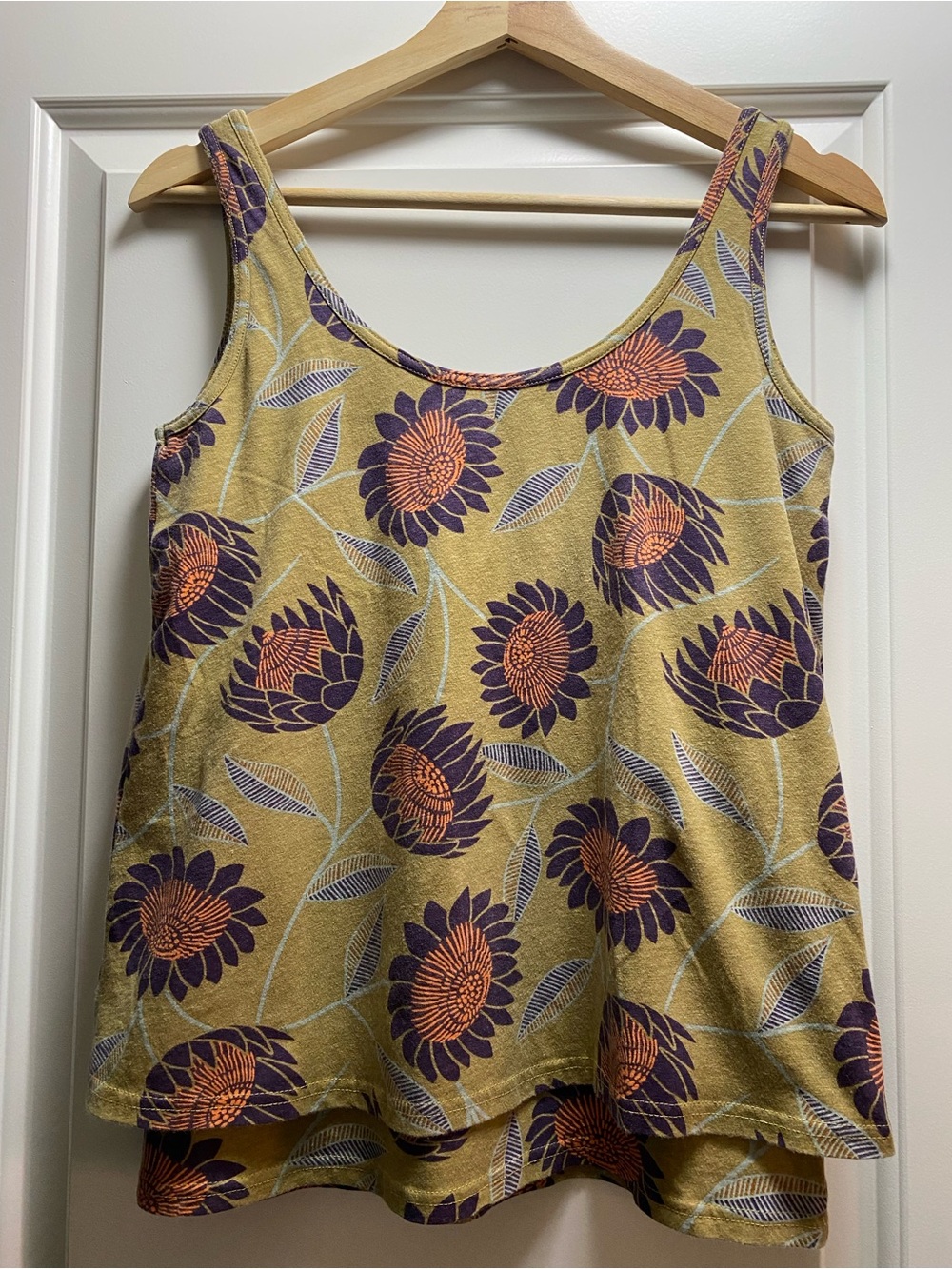 Pact Organic Layered Athletic Tank Flower Print S